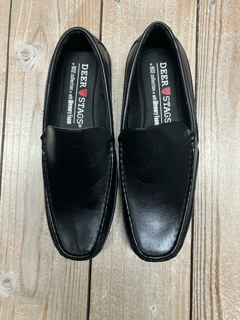 Deer Stags Black Leather Slip-On Loafer
